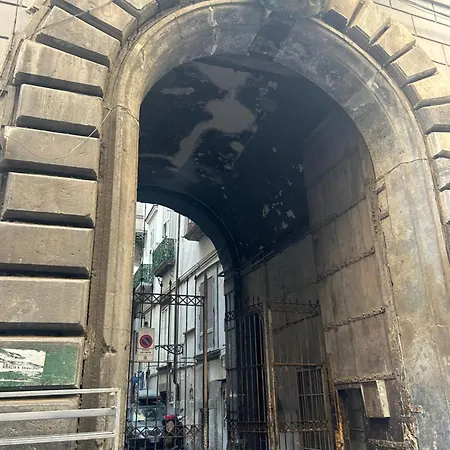 Centro * Neapel